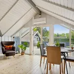 Fenna - 30km From The Sea By Interhome