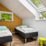Fenna - 30km From The Sea By Interhome *
