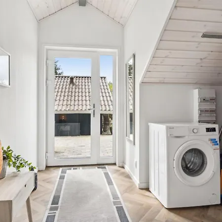 Fenna - 30km From The Sea By Interhome *